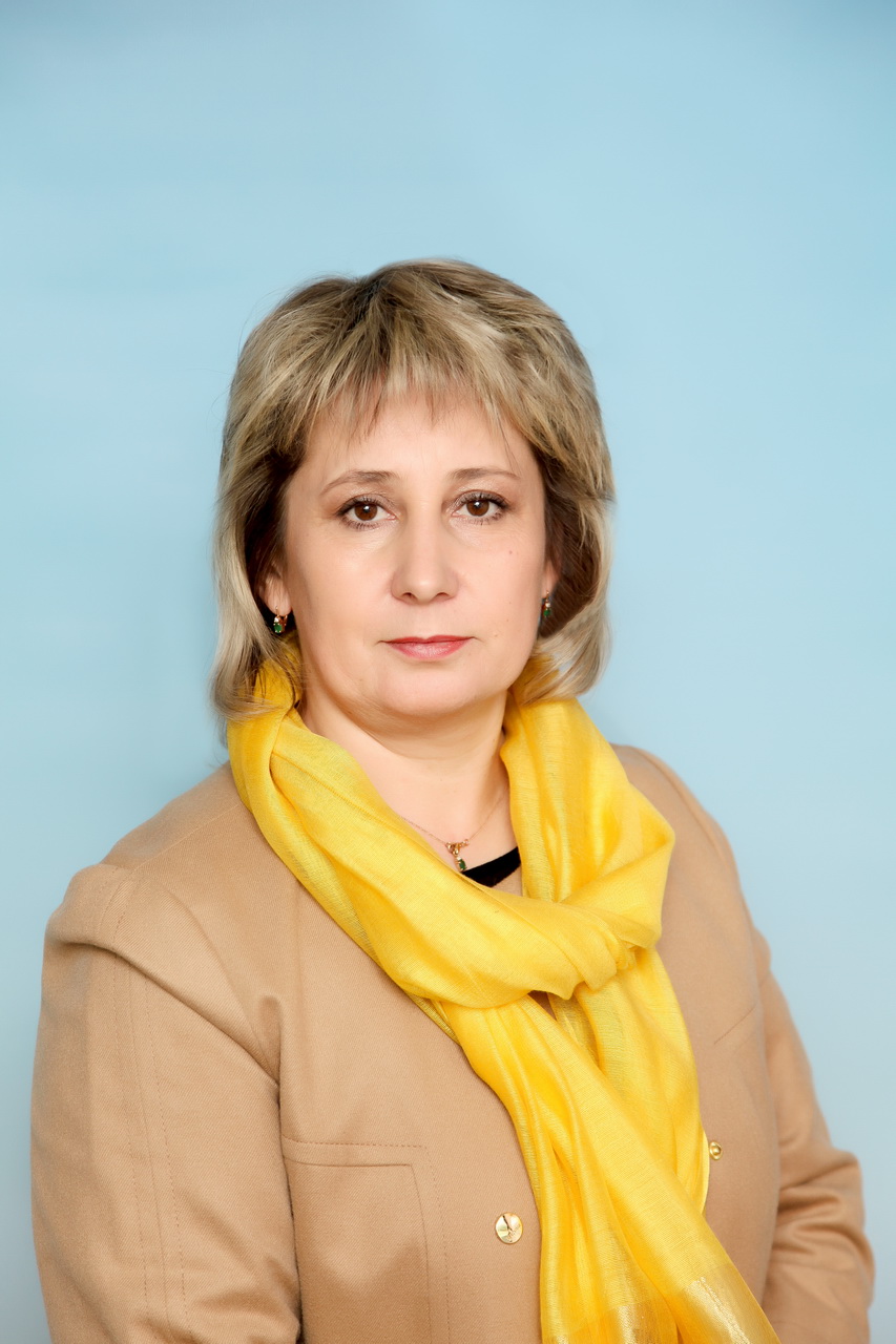Сурикова Людмила Викторовна.